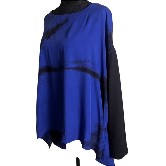 Moyuru Japan Abstract Brushstroke Tunic Top — Size Medium - Picture 2 of 10